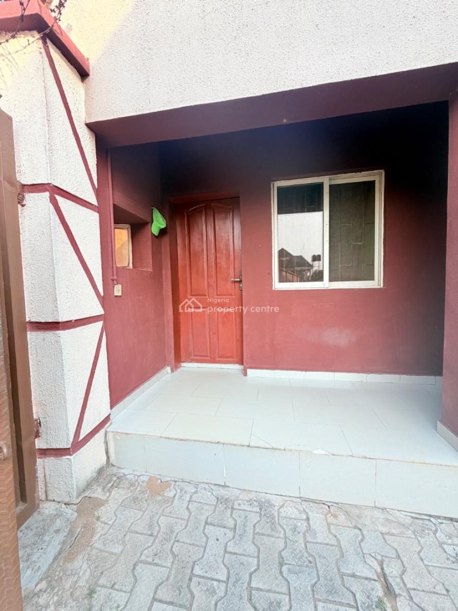 an Exquisite Solid Income Generating Residential Blocks, Mangoro, Ikeja, Lagos, Flat / Apartment for Sale