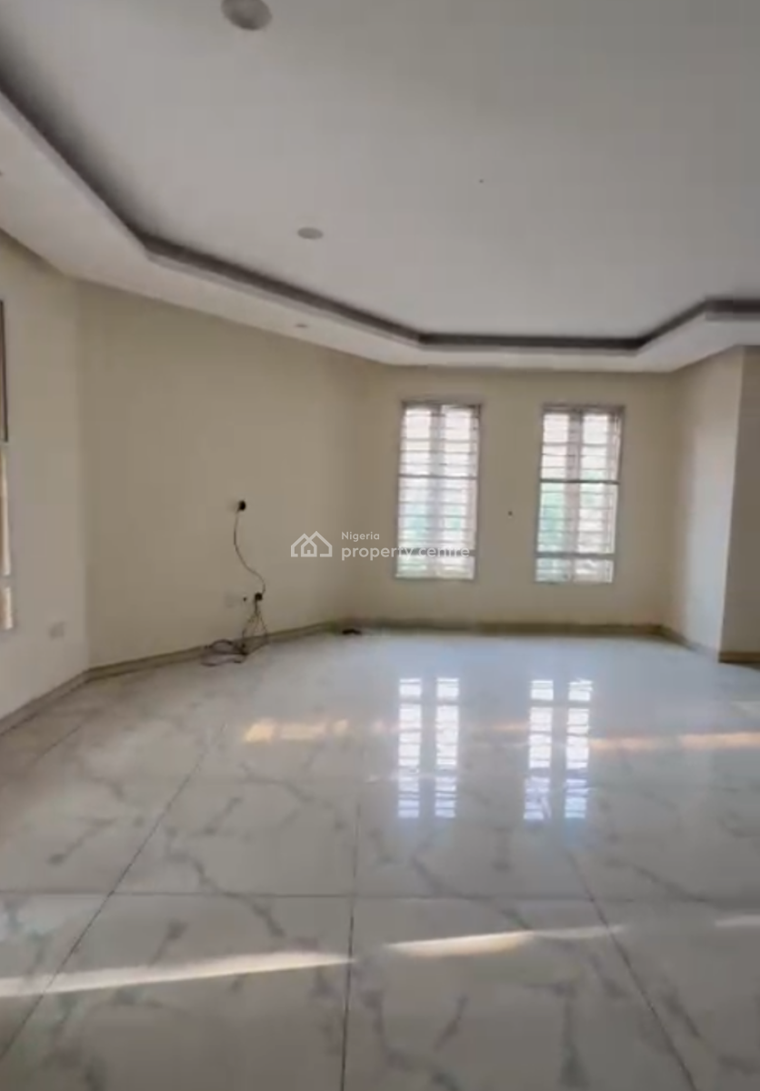 Executive, Massive 3 Bedroom Apartment with Bq, Ikeja Gra, Ikeja, Lagos, Flat / Apartment for Rent