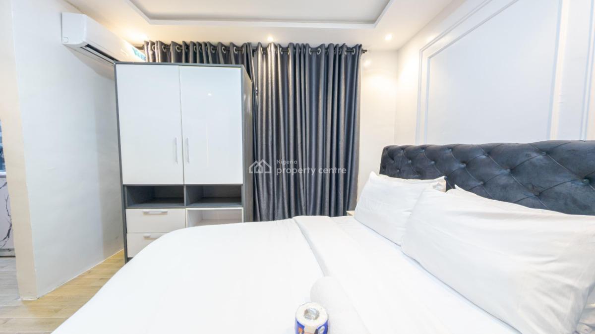 Nicely Furnished Studio Apartment, Victoria Island (vi), Lagos, Flat / Apartment Short Let