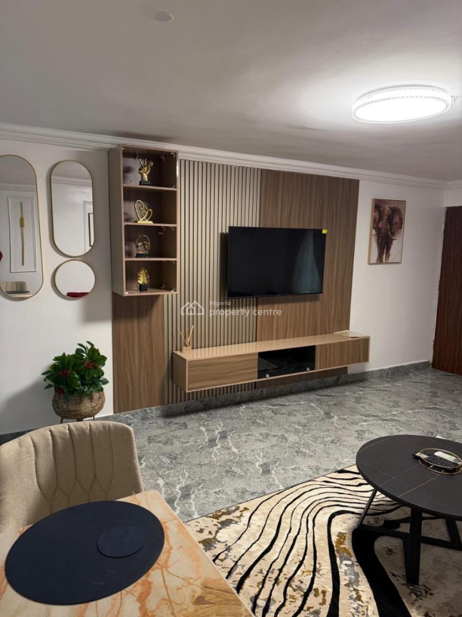 Nicely Furnished 2 Bedroom Apartment, Magodo, Lagos, Flat / Apartment Short Let