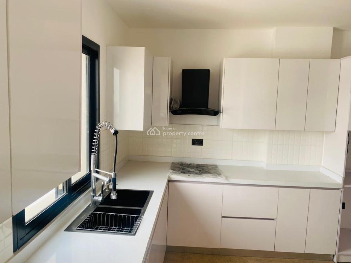 Luxurious 3 Bedroom Apartment with Elevator and Swimming Pool, Banana Island, Ikoyi, Lagos, Flat / Apartment for Rent