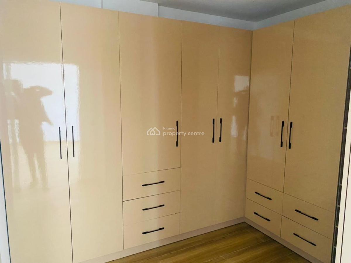 Luxurious 3 Bedroom Apartment with Elevator and Swimming Pool, Banana Island, Ikoyi, Lagos, Flat / Apartment for Rent