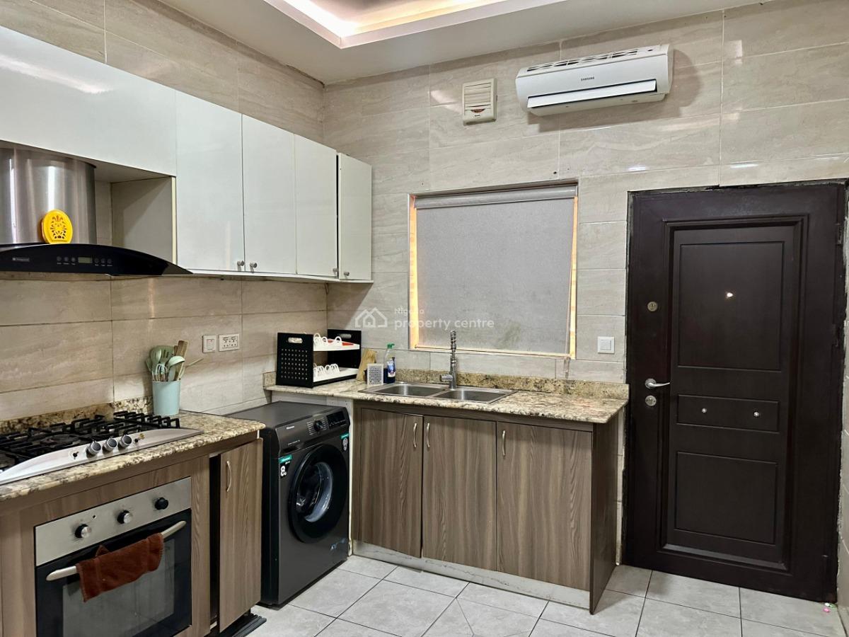 Nicely Furnished 4 Bedroom Apartment, Oniru, Victoria Island (vi), Lagos, Flat / Apartment Short Let