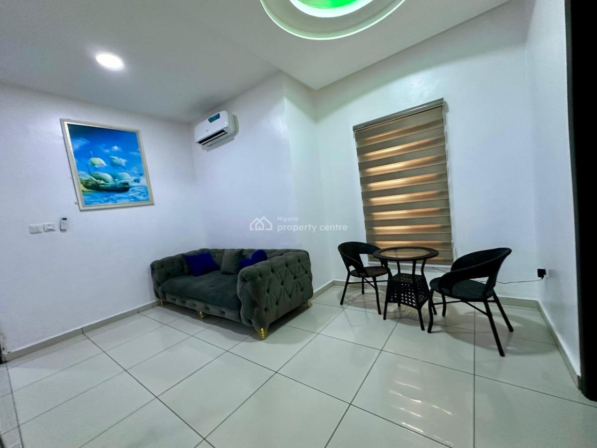 Nicely Furnished 4 Bedroom Apartment, Oniru, Victoria Island (vi), Lagos, Flat / Apartment Short Let