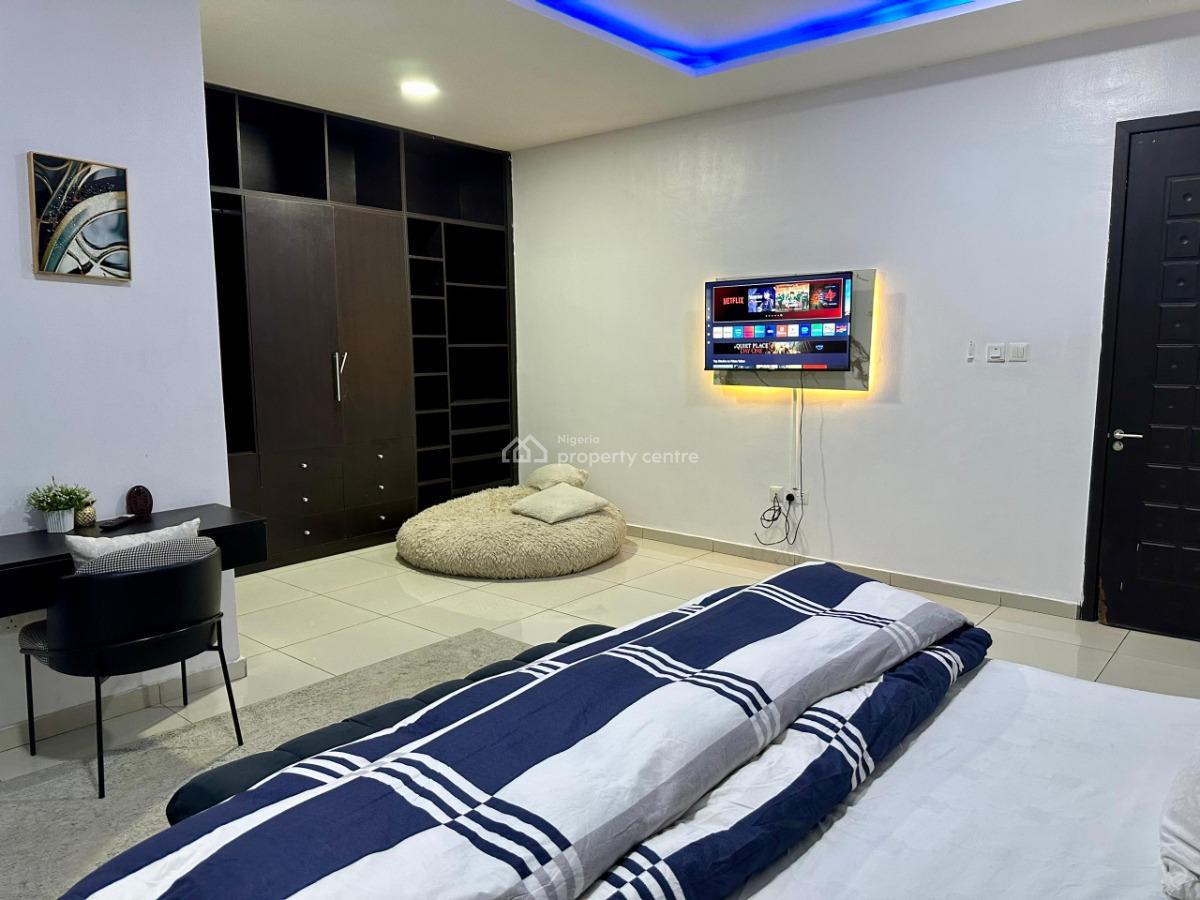 Nicely Furnished 4 Bedroom Apartment, Oniru, Victoria Island (vi), Lagos, Flat / Apartment Short Let