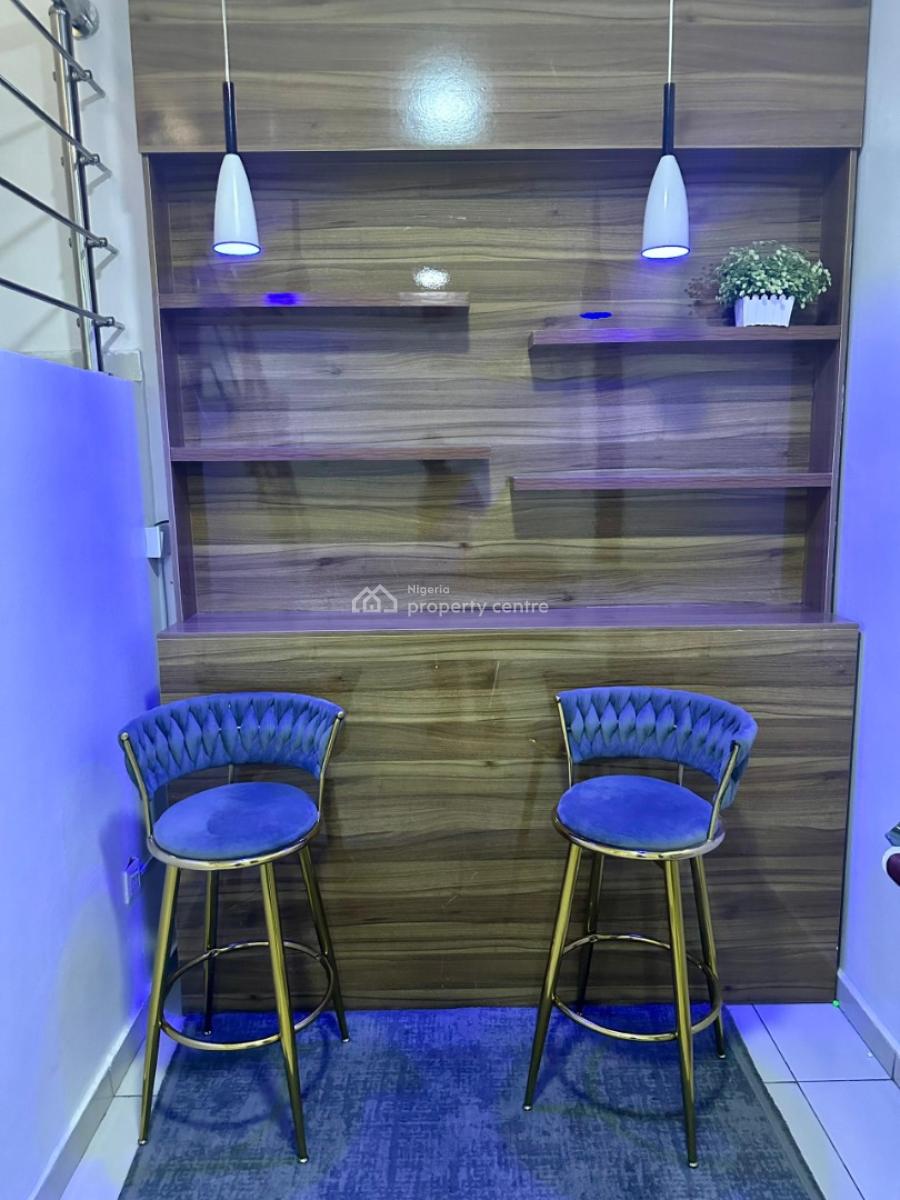 Nicely Furnished 4 Bedroom Apartment, Oniru, Victoria Island (vi), Lagos, Flat / Apartment Short Let