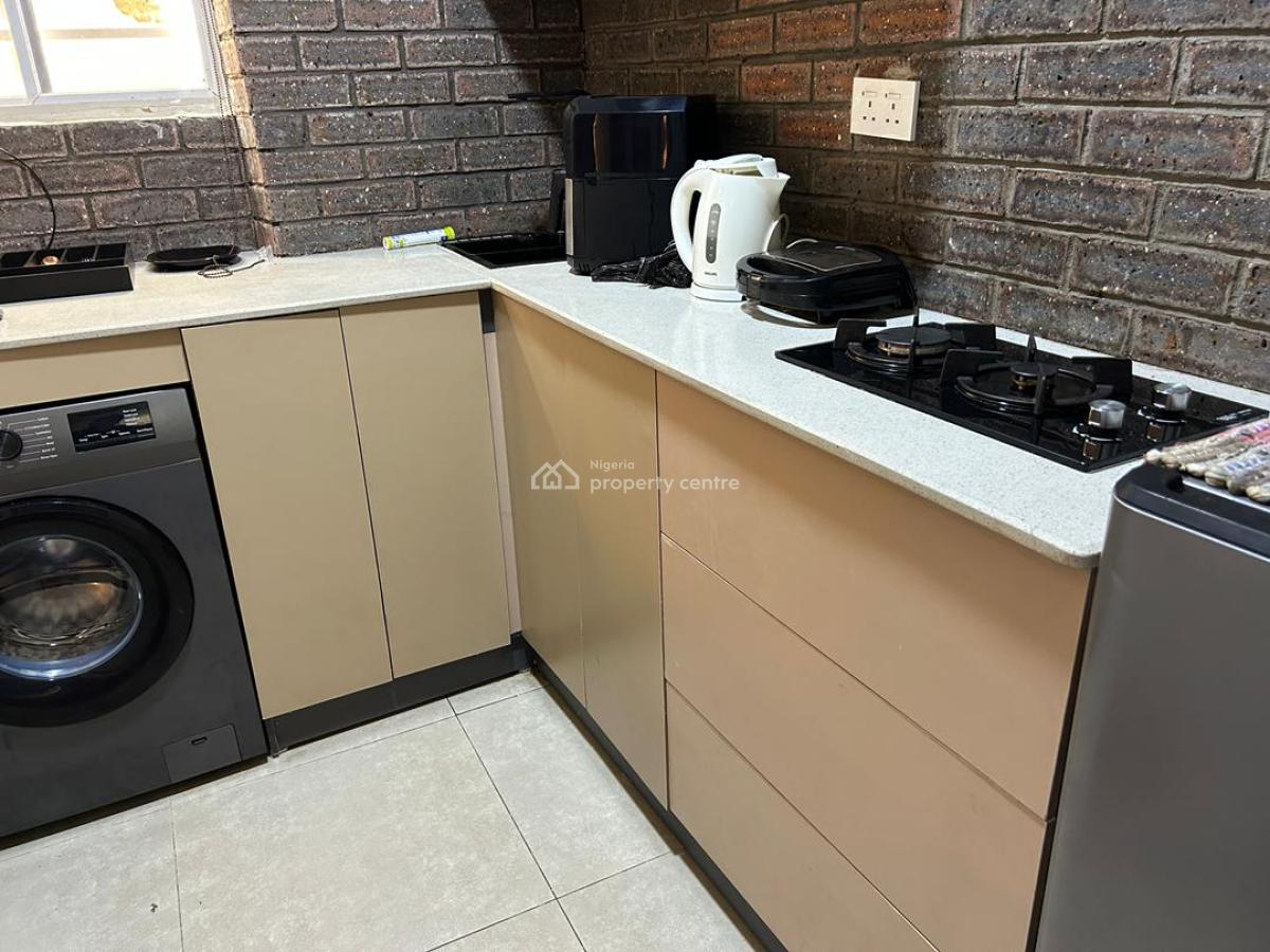 Nicely Furnshed 1 Bedroom Apartment, Surulere, Lagos, Flat / Apartment Short Let