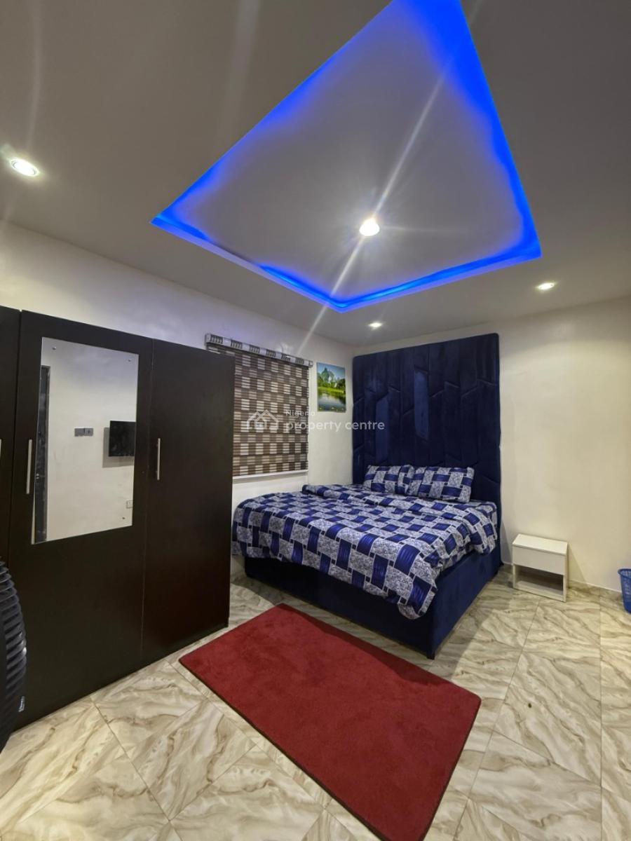 Nicely Furnished 2 Bedroom Apartment, Surulere, Lagos, Flat / Apartment Short Let