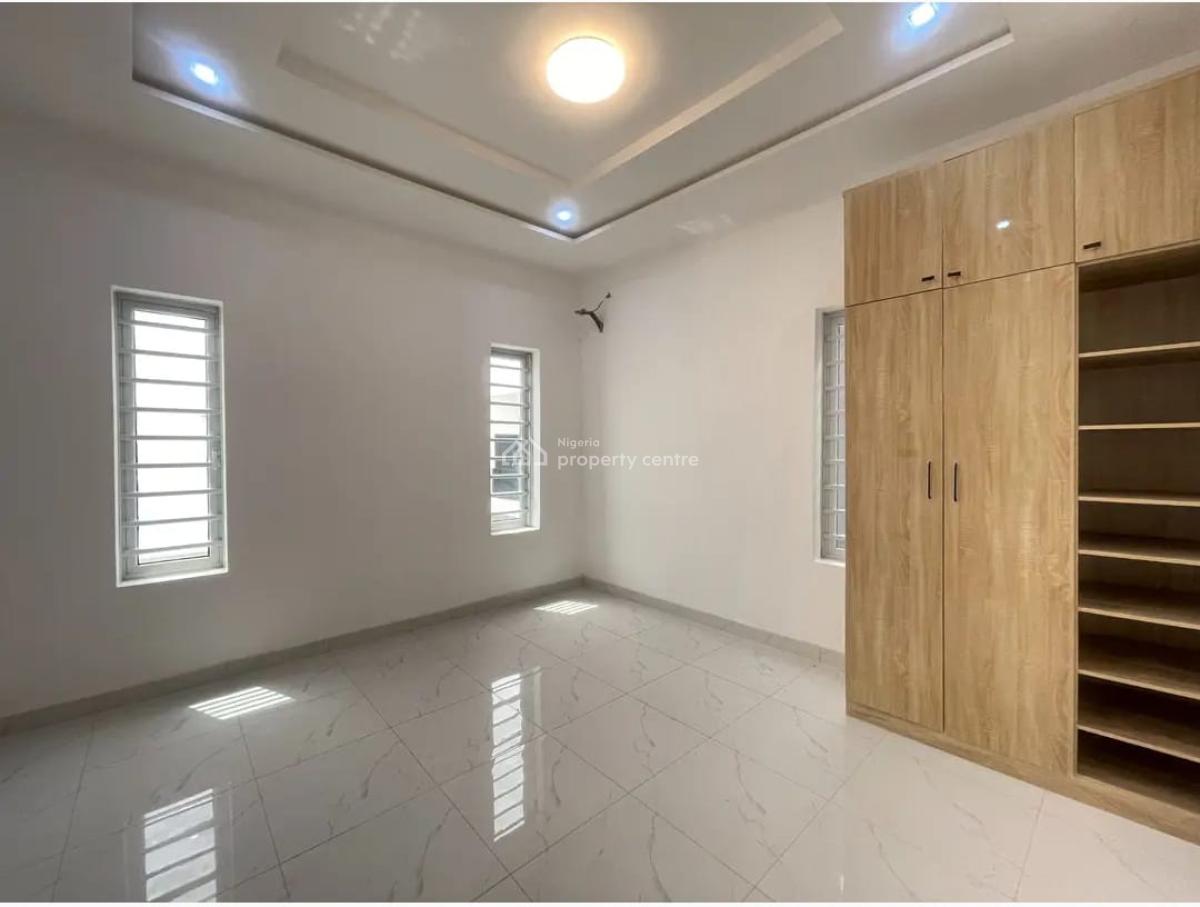 Executive 4 Bedrooms Semi-detached Duplex, Ikota, Lekki, Lagos, Semi-detached Duplex for Sale