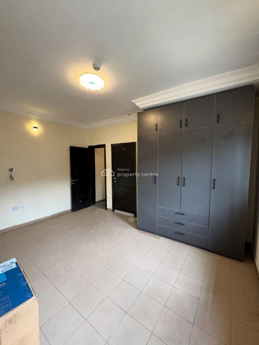 Luxurious Spacious Serviced 3-bedroom with Bq, in a Call to Access Estate Off Admiralty Way, Lekki Phase 1, Lekki, Lagos, Flat / Apartment for Rent