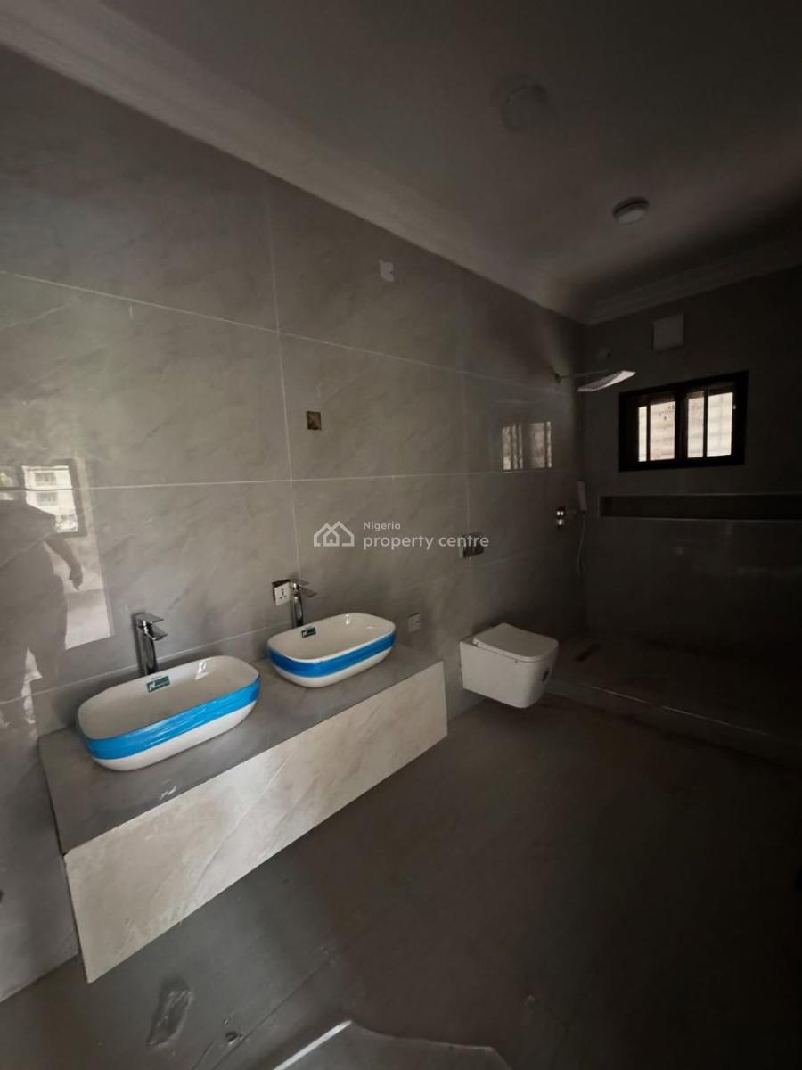 Luxurious Spacious Serviced 3-bedroom with Bq, in a Call to Access Estate Off Admiralty Way, Lekki Phase 1, Lekki, Lagos, Flat / Apartment for Rent