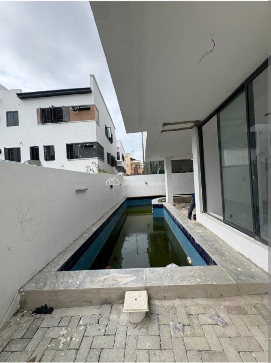 Executive 2 Bedrooms Flat Front View, Lekki Phase 1, Lekki, Lagos, Flat / Apartment for Sale