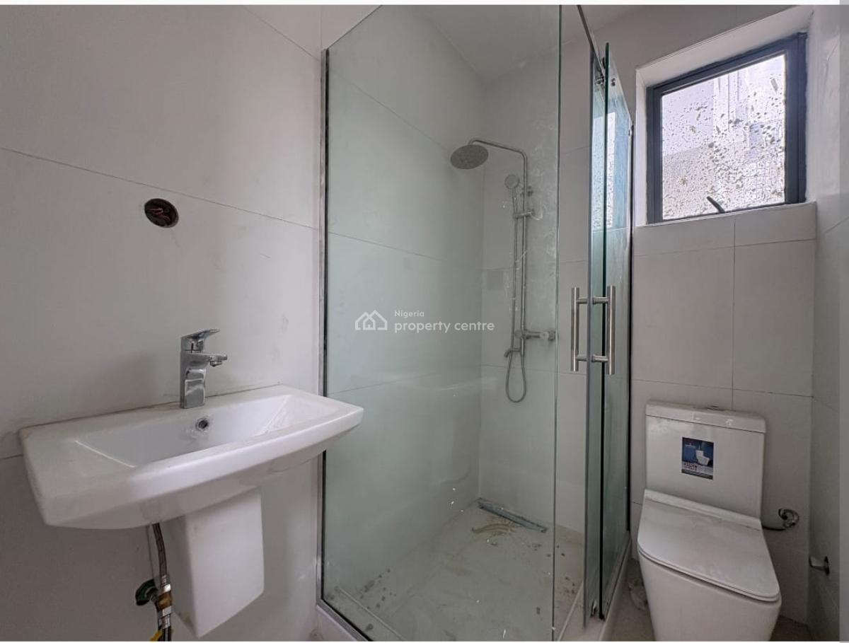 Executive 2 Bedrooms Flat Front View, Lekki Phase 1, Lekki, Lagos, Flat / Apartment for Sale