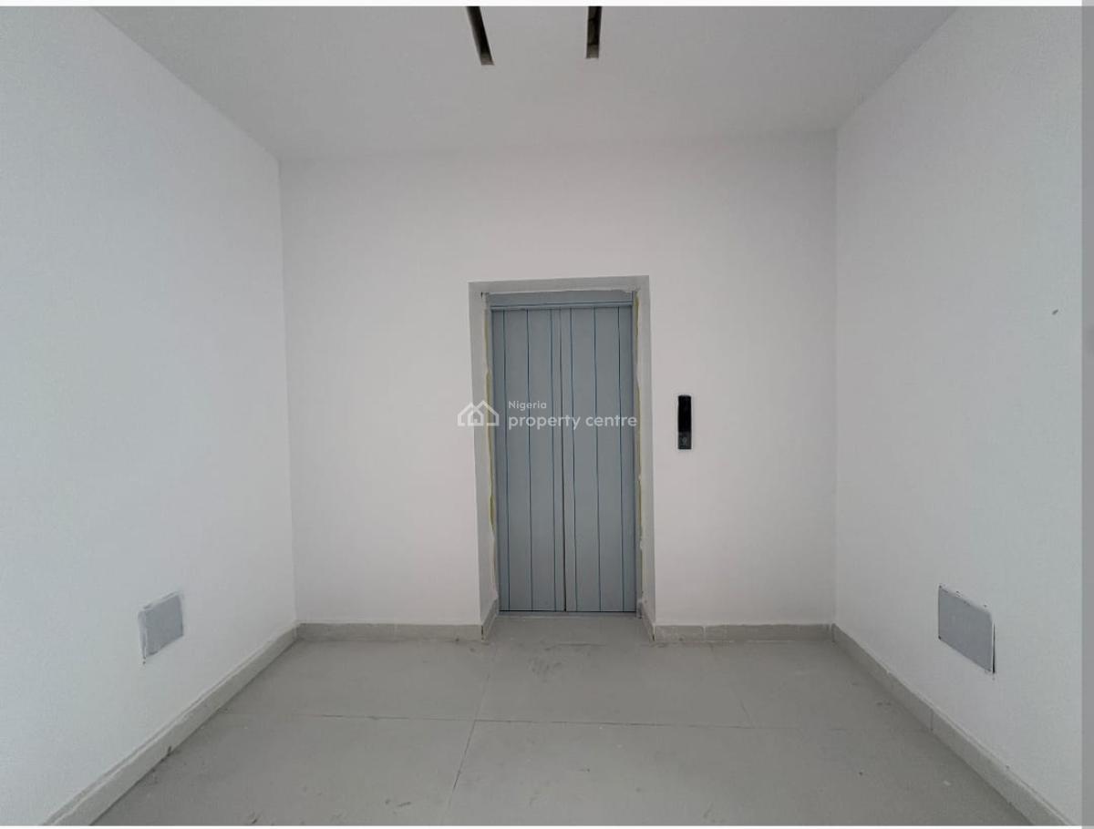 Executive 2 Bedrooms Flat Front View, Lekki Phase 1, Lekki, Lagos, Flat / Apartment for Sale