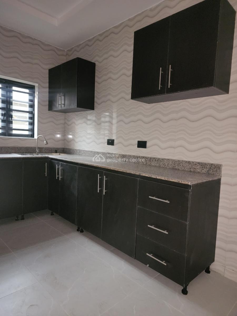 Brand New and Tastefully Finished 2bedroom Flat All Rooms Ensuite, Off Fola Agoro Road, Shomolu, Lagos, Flat / Apartment for Rent
