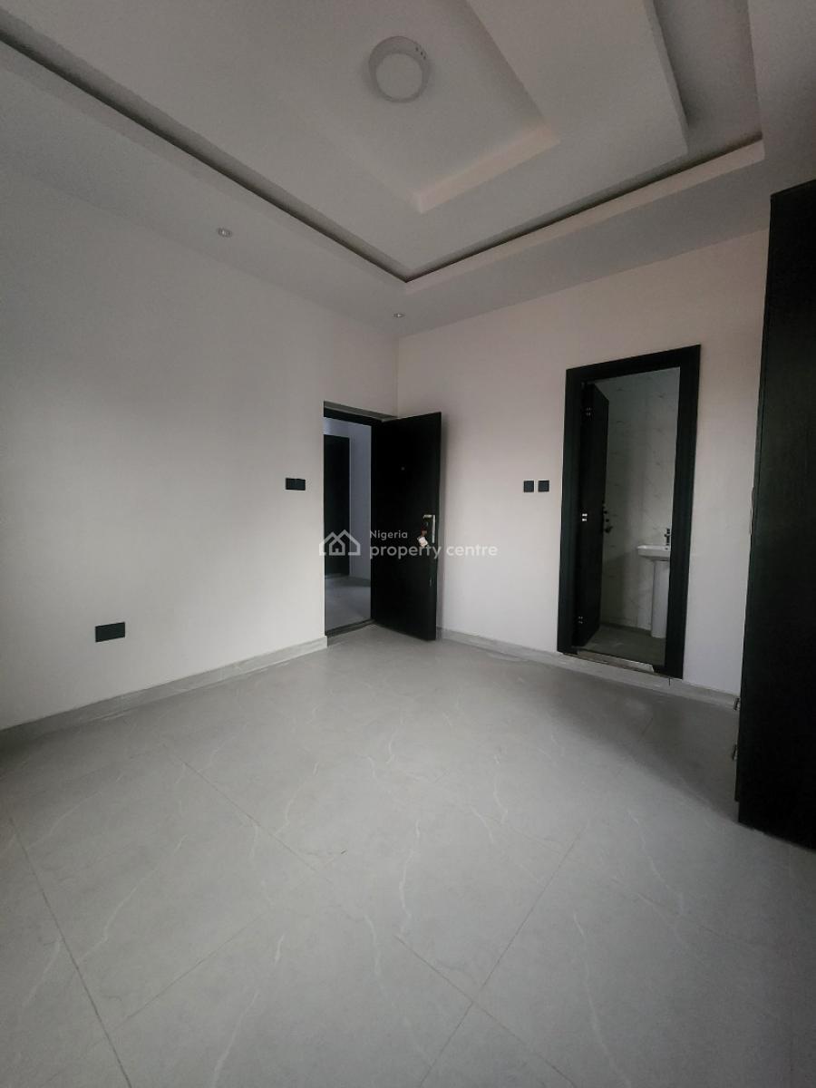 Brand New and Tastefully Finished 2bedroom Flat All Rooms Ensuite, Off Fola Agoro Road, Shomolu, Lagos, Flat / Apartment for Rent