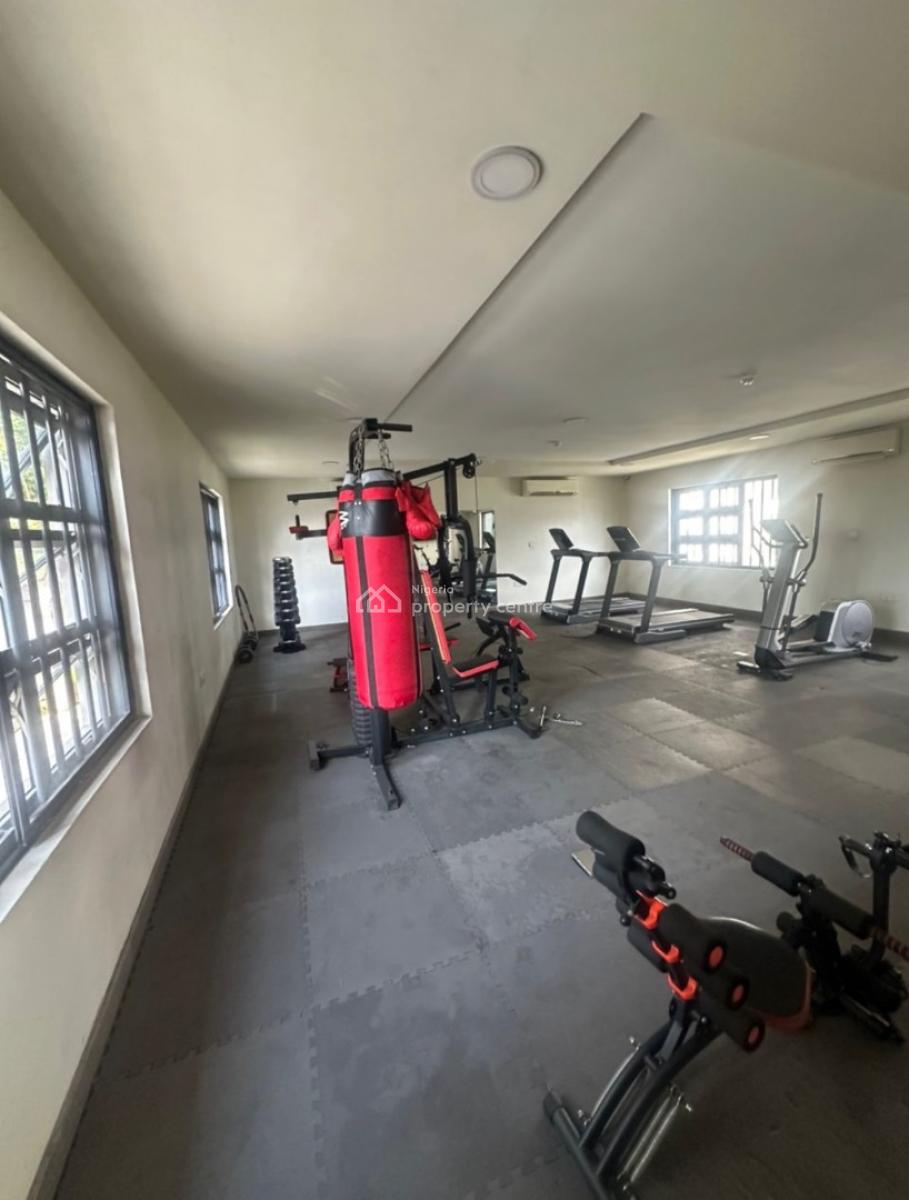 Standard and Spacious 3 Bedroom Apartment with Bq, Lekki Phase 1, Lekki, Lagos, Flat / Apartment for Rent