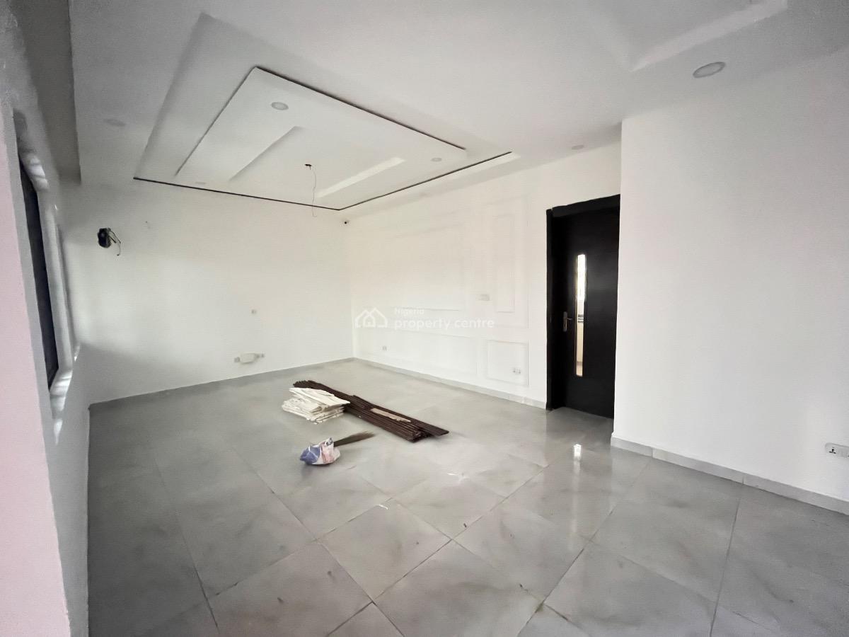 Standard and Spacious 4 Bedroom Terrace Duplex with a Bq, Platinum Way, Ikate Elegushi, Lekki, Lagos, Terraced Duplex for Rent