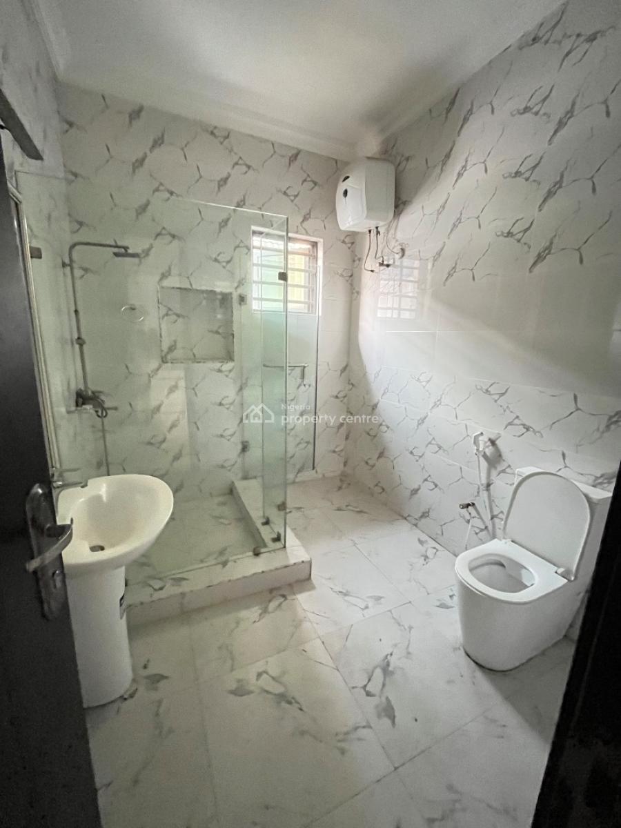 Standard and Spacious 4 Bedroom Terrace Duplex with a Bq, Platinum Way, Ikate Elegushi, Lekki, Lagos, Terraced Duplex for Rent