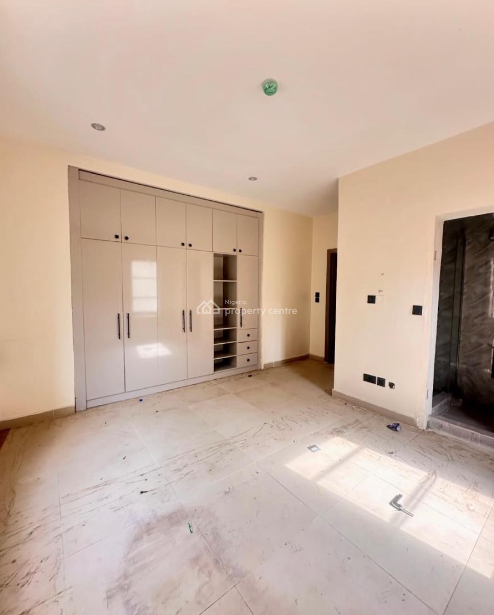 Spacious 2 Bedroom Apartment, Igbo Efon, Lekki, Lagos, Flat / Apartment for Rent