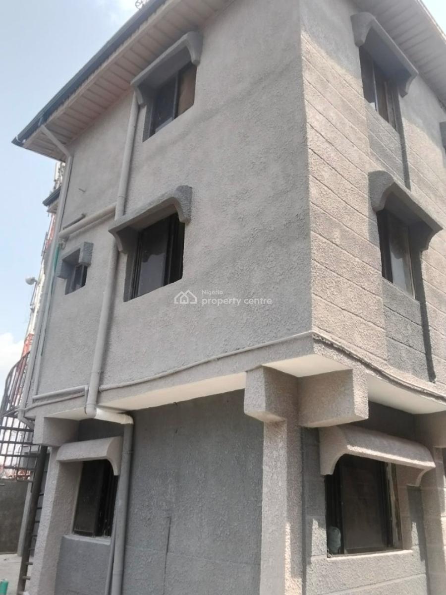 Brand New Executive 3 Bedroom Flat  at Off Sunmola Street Mend, Mende, Maryland, Lagos, Flat / Apartment for Rent
