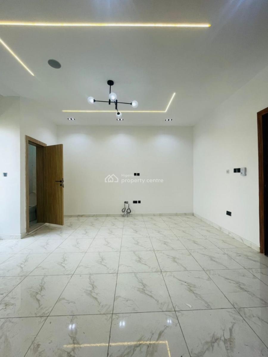 Spacious 2 Bedroom Apartment with Pool and Gym House for S, Ologolo, Lekki, Lagos, Flat / Apartment for Sale