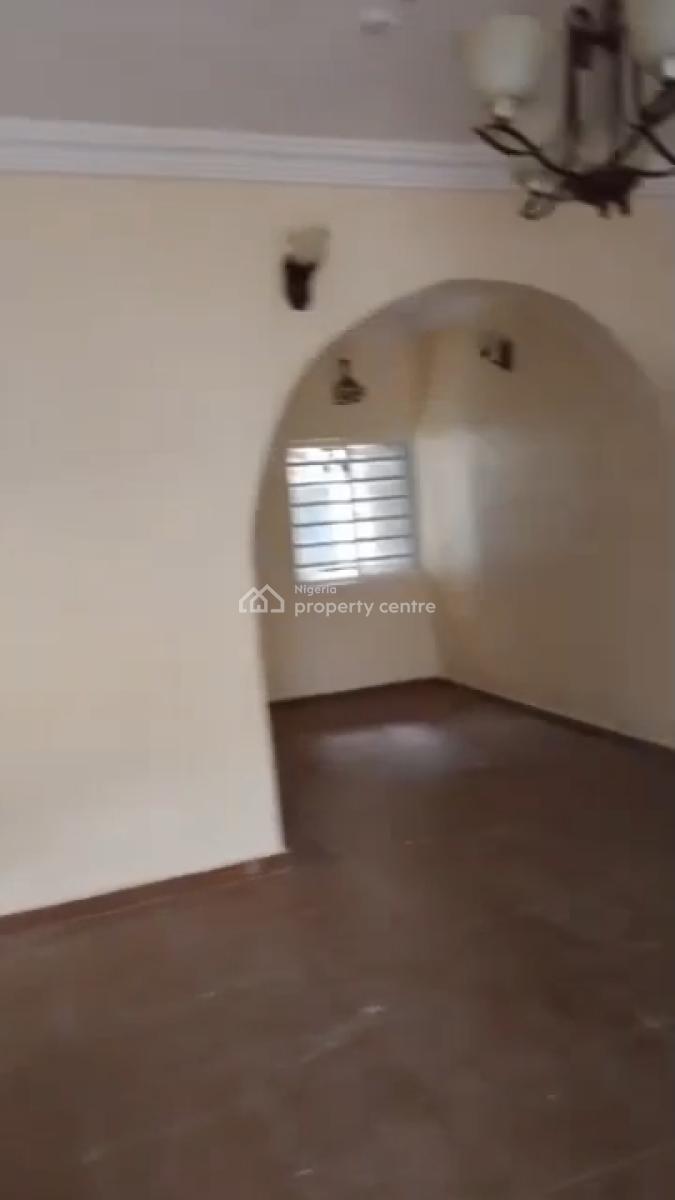 3 Bedroom Flat All Round Pop Personal Prepaid Metre with 4 Toilet, Blue View Estates at Giwa Oke Aro, Iju-ishaga, Agege, Lagos, Flat / Apartment for Rent