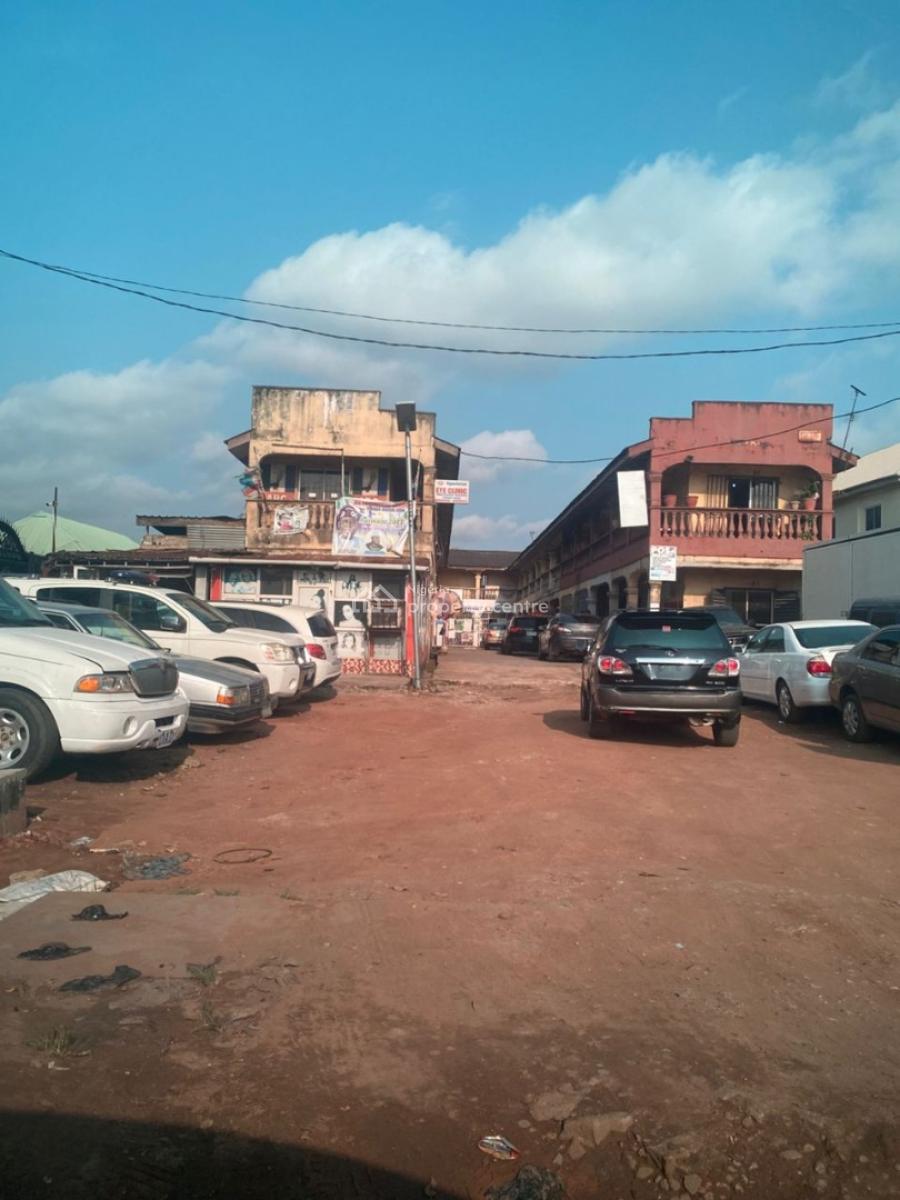 42 Shops, Shopping Complex Along Igando Lasu Rd, Along Lasu Igando Road Igando Lagos, Alimosho, Lagos, Plaza / Complex / Mall for Sale
