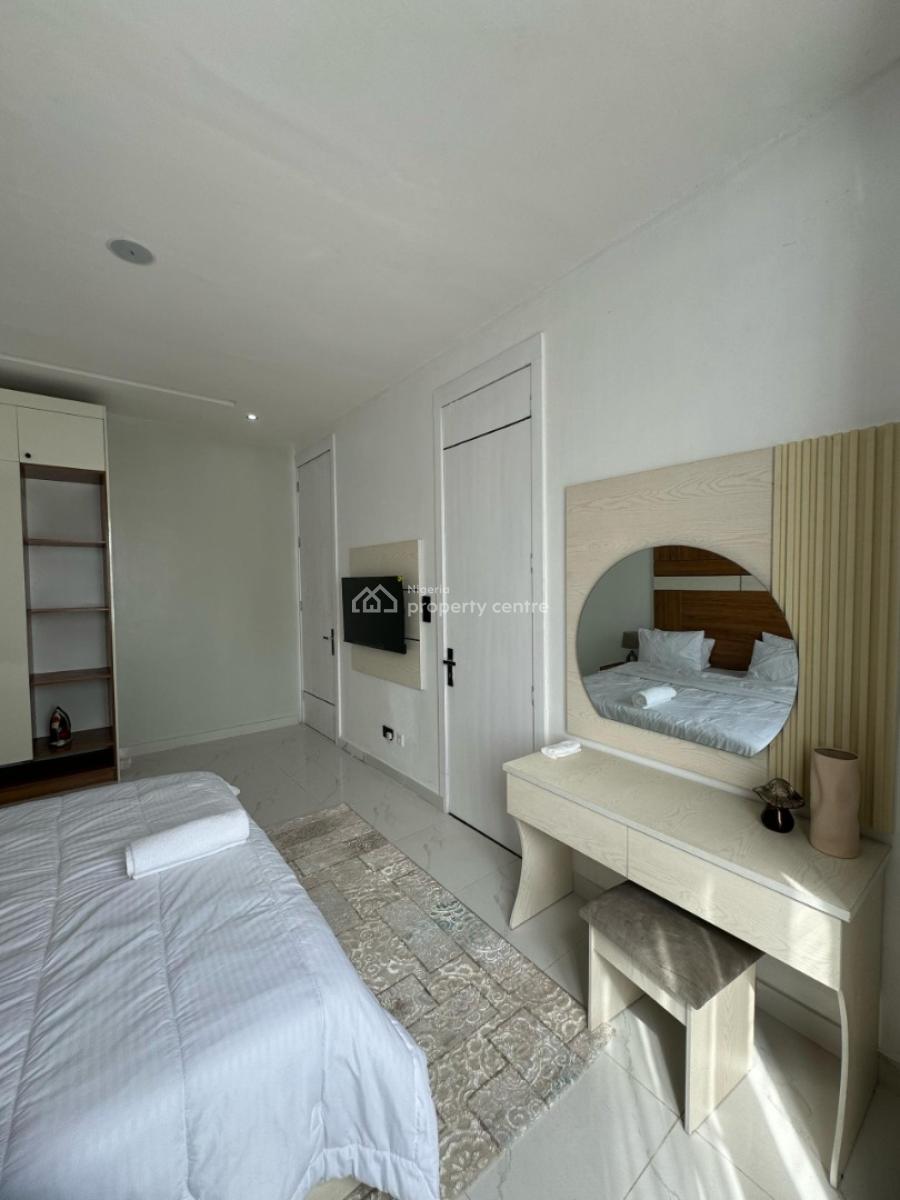 Nicely Furnished 3 Bedroom Apartment, Lekki Phase 1, Lekki, Lagos, Flat / Apartment Short Let
