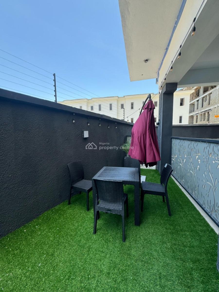 Nicely Furnished 3 Bedroom Apartment, Lekki Phase 1, Lekki, Lagos, Flat / Apartment Short Let