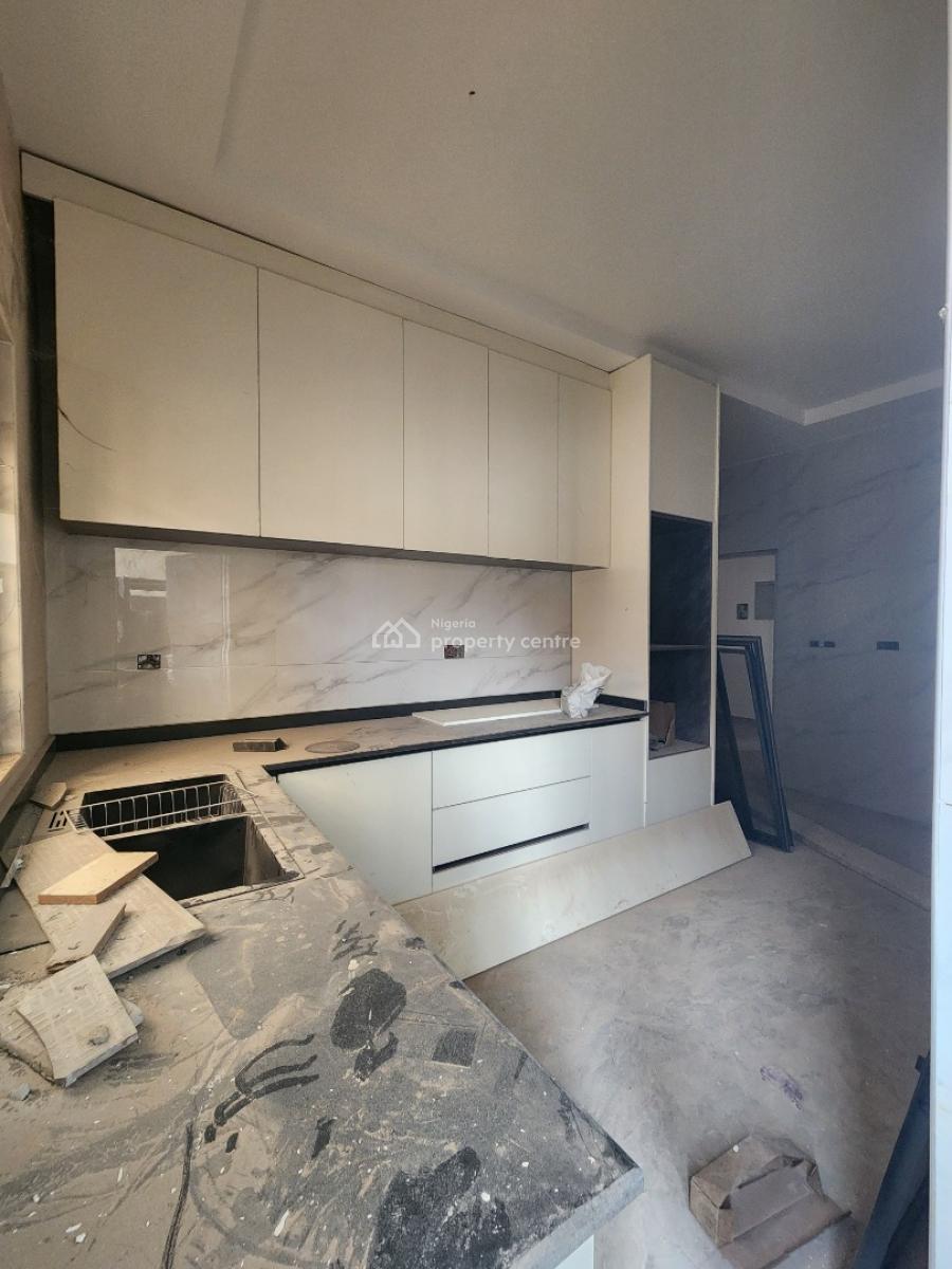 Fantastic 3 Bedroom Apartment in a Fine Location, Behind Vio, Mabushi, Abuja, Flat / Apartment for Sale