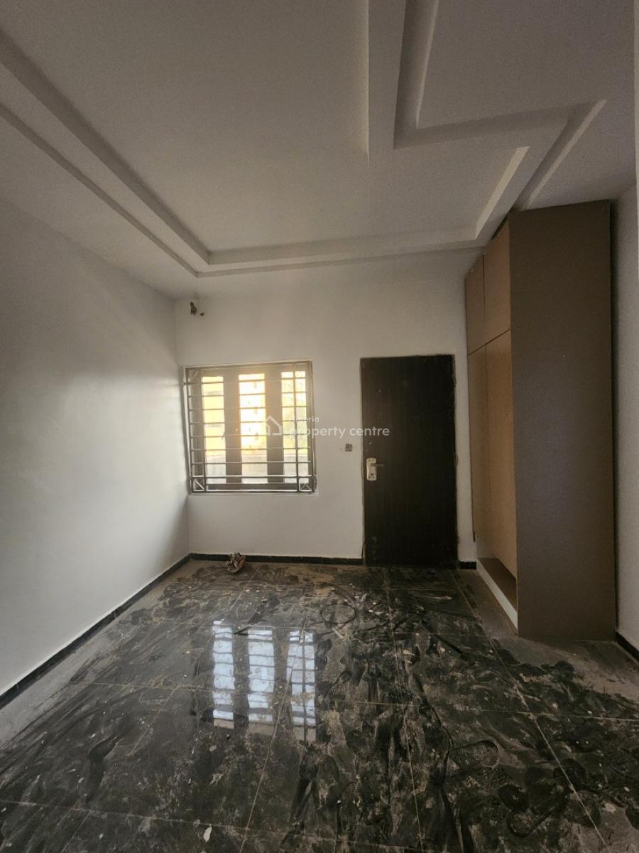 Fantastic 3 Bedroom Apartment in a Fine Location, Behind Vio, Mabushi, Abuja, Flat / Apartment for Sale