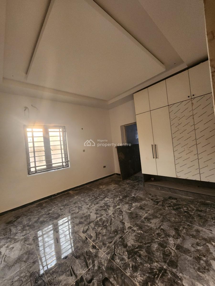 Fantastic 3 Bedroom Apartment in a Fine Location, Behind Vio, Mabushi, Abuja, Flat / Apartment for Sale