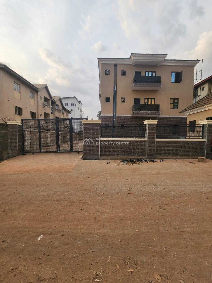 Fantastic 3 Bedroom Apartment in a Fine Location, Behind Vio, Mabushi, Abuja, Flat / Apartment for Sale