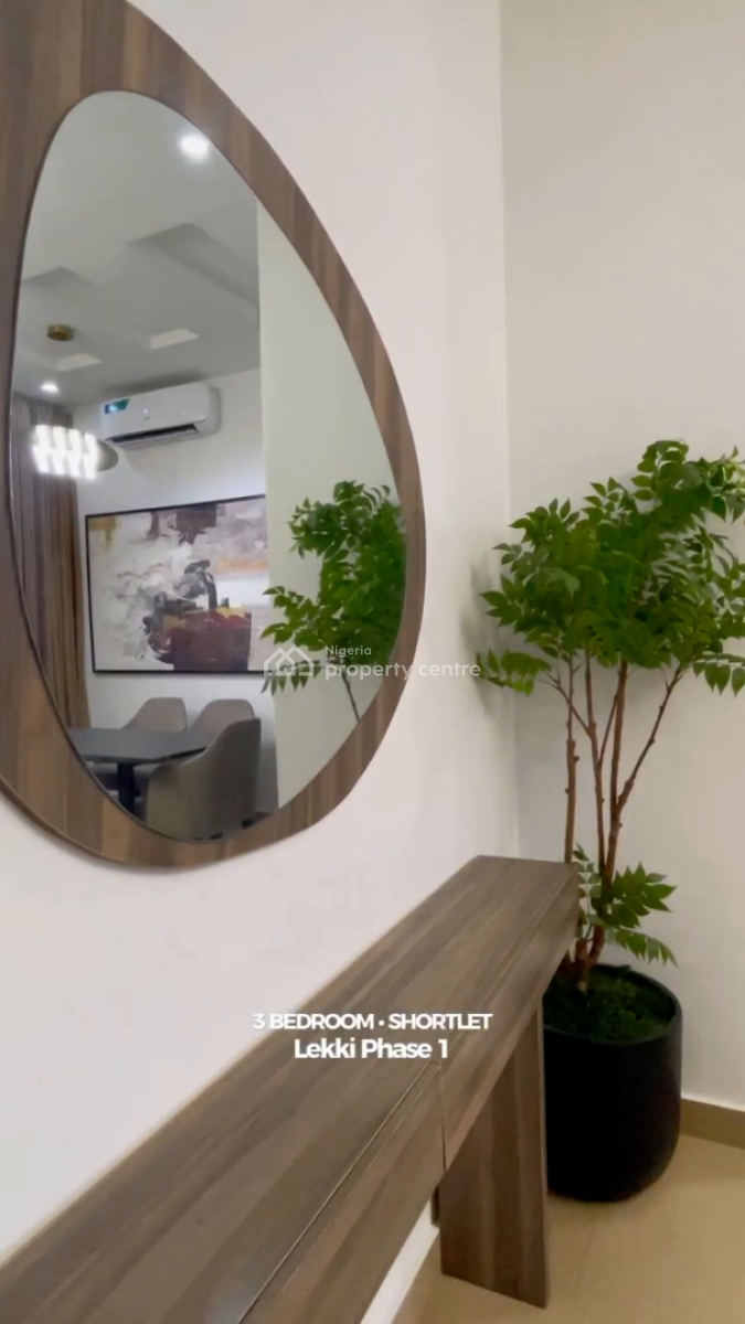 Nicely Furnished 3 Bedroom Apartment, Lekki Phase 1, Lekki, Lagos, Flat / Apartment Short Let