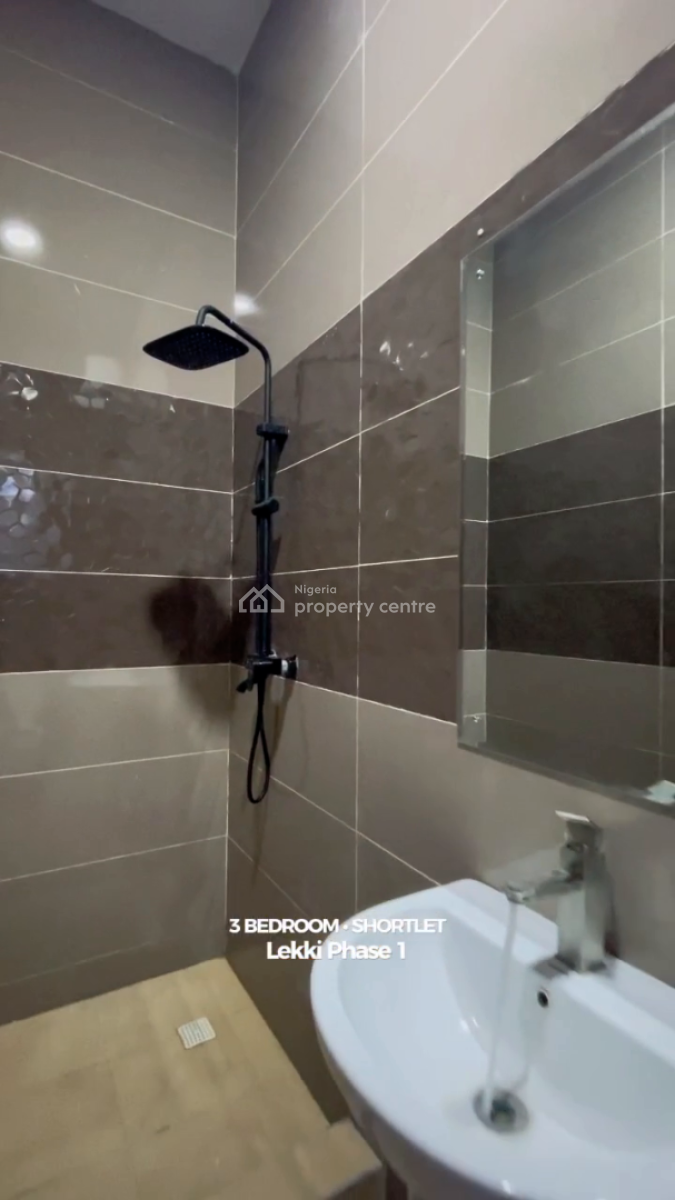 Nicely Furnished 3 Bedroom Apartment, Lekki Phase 1, Lekki, Lagos, Flat / Apartment Short Let