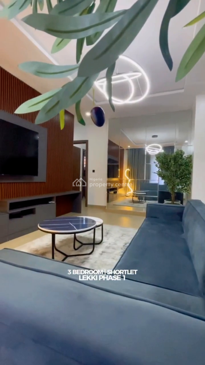 Nicely Furnished 3 Bedroom Apartment, Lekki Phase 1, Lekki, Lagos, Flat / Apartment Short Let