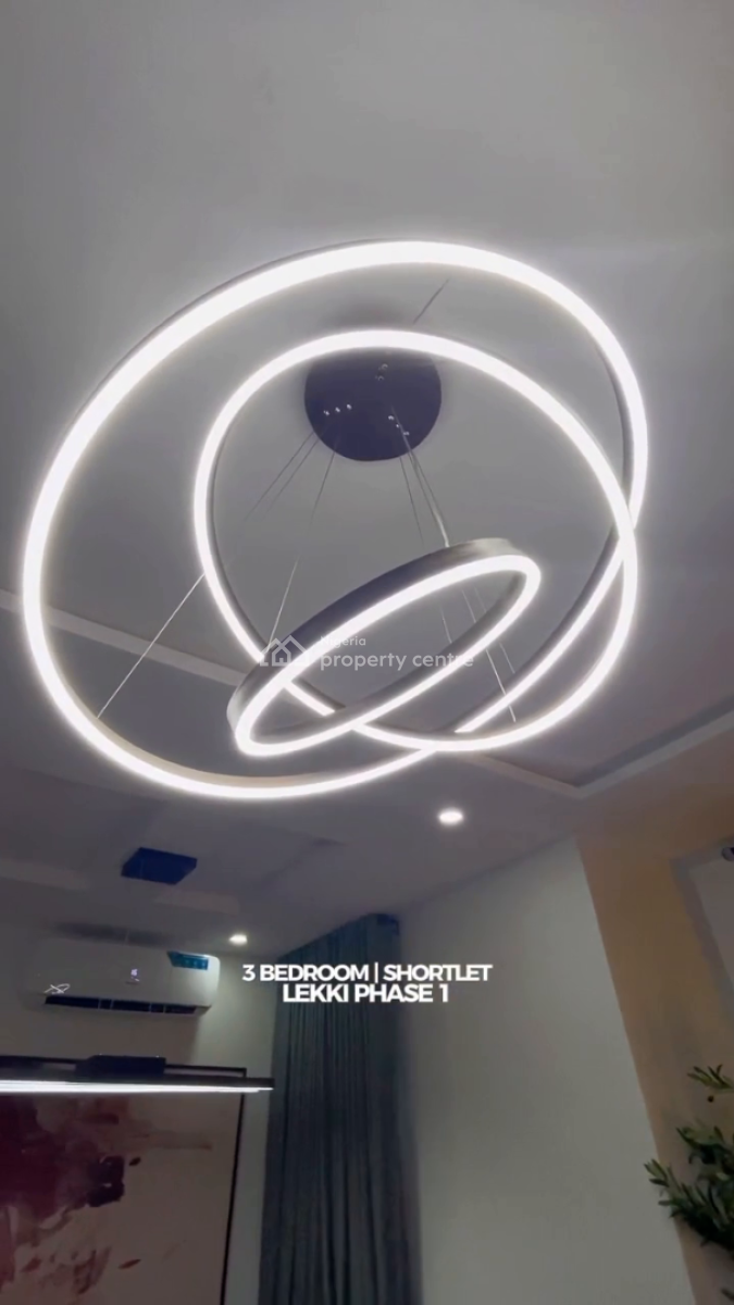 Nicely Furnished 3 Bedroom Apartment, Lekki Phase 1, Lekki, Lagos, Flat / Apartment Short Let