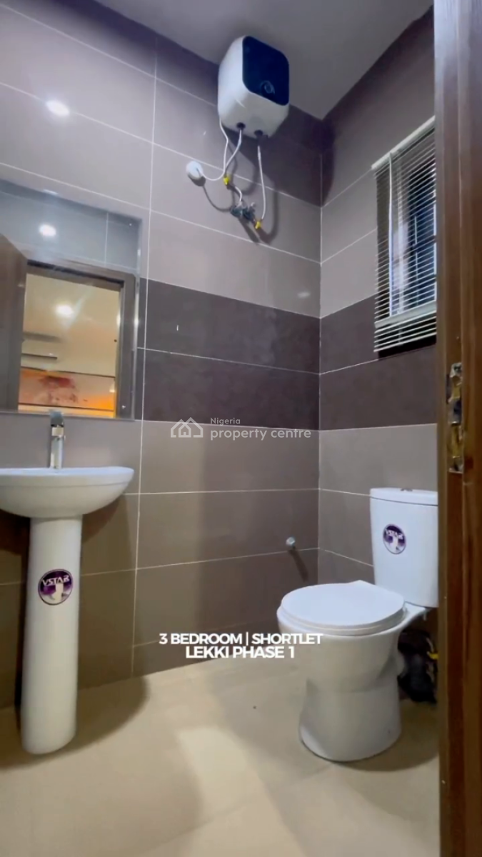 Nicely Furnished 3 Bedroom Apartment, Lekki Phase 1, Lekki, Lagos, Flat / Apartment Short Let