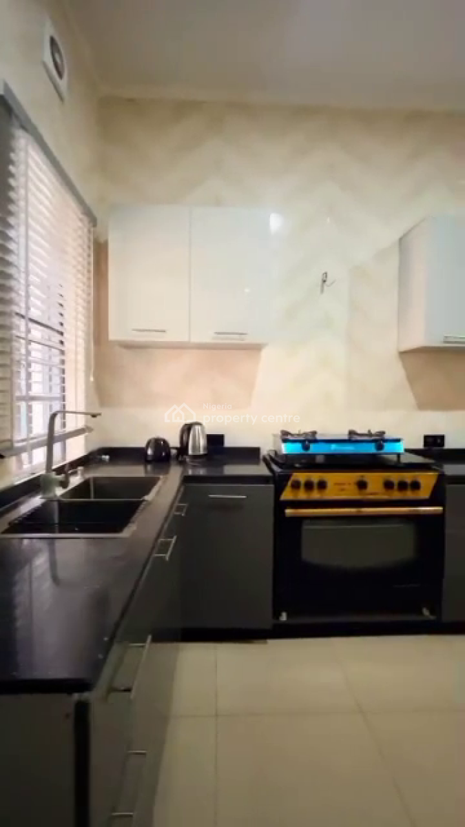 Nicely Furnished 3 Bedroom Apartment, Lekki Phase 1, Lekki, Lagos, Flat / Apartment Short Let