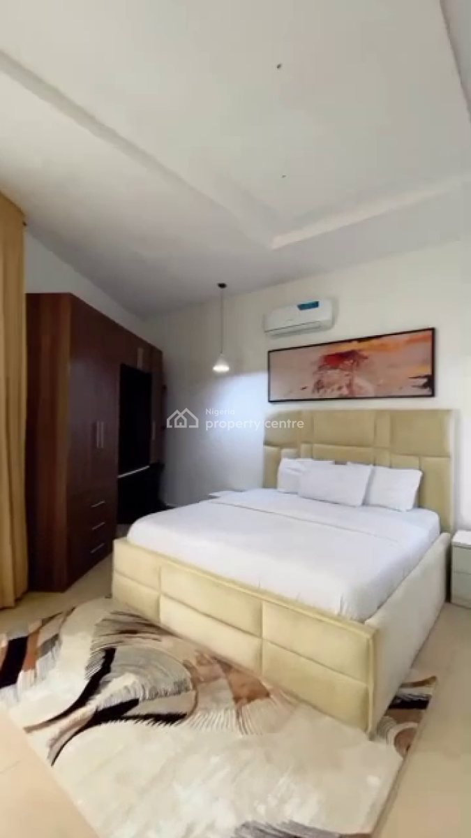 Nicely Furnished 3 Bedroom Apartment, Lekki Phase 1, Lekki, Lagos, Flat / Apartment Short Let