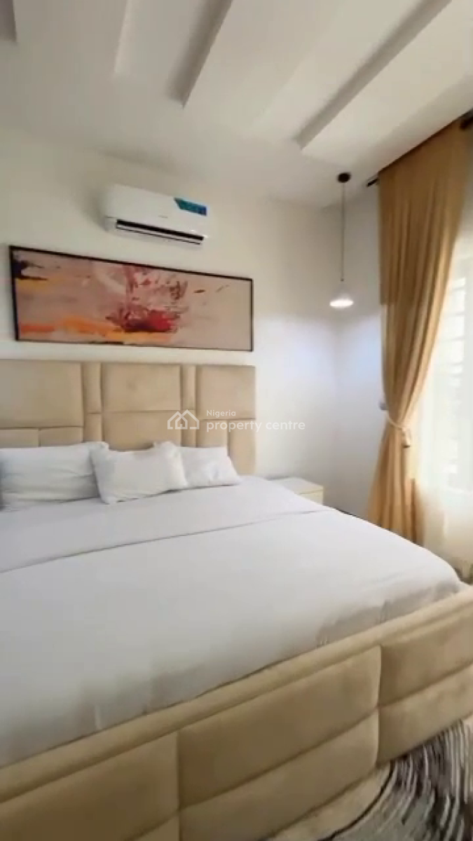 Nicely Furnished 3 Bedroom Apartment, Lekki Phase 1, Lekki, Lagos, Flat / Apartment Short Let