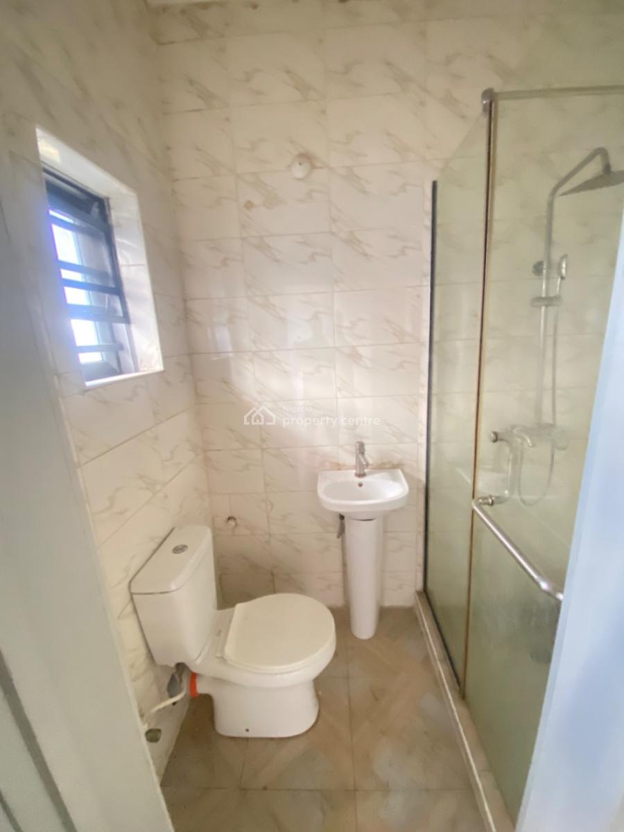 Spacious 3 Bedroom Serviced Apartment with Bq, Swimming Pool and Gym, Lekki Conservation Road, Lekki, Lagos, Flat / Apartment for Rent