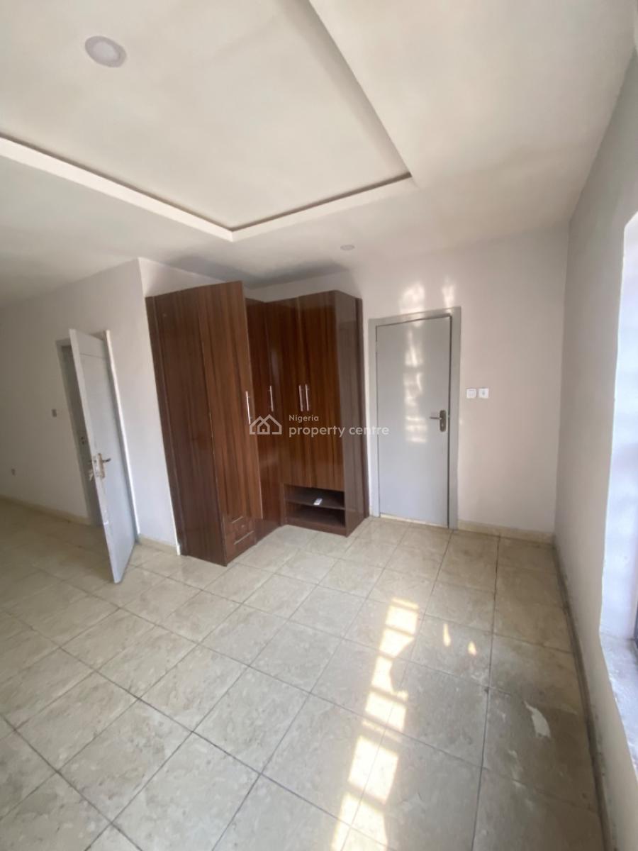 Spacious 3 Bedroom Serviced Apartment with Bq, Swimming Pool and Gym, Lekki Conservation Road, Lekki, Lagos, Flat / Apartment for Rent
