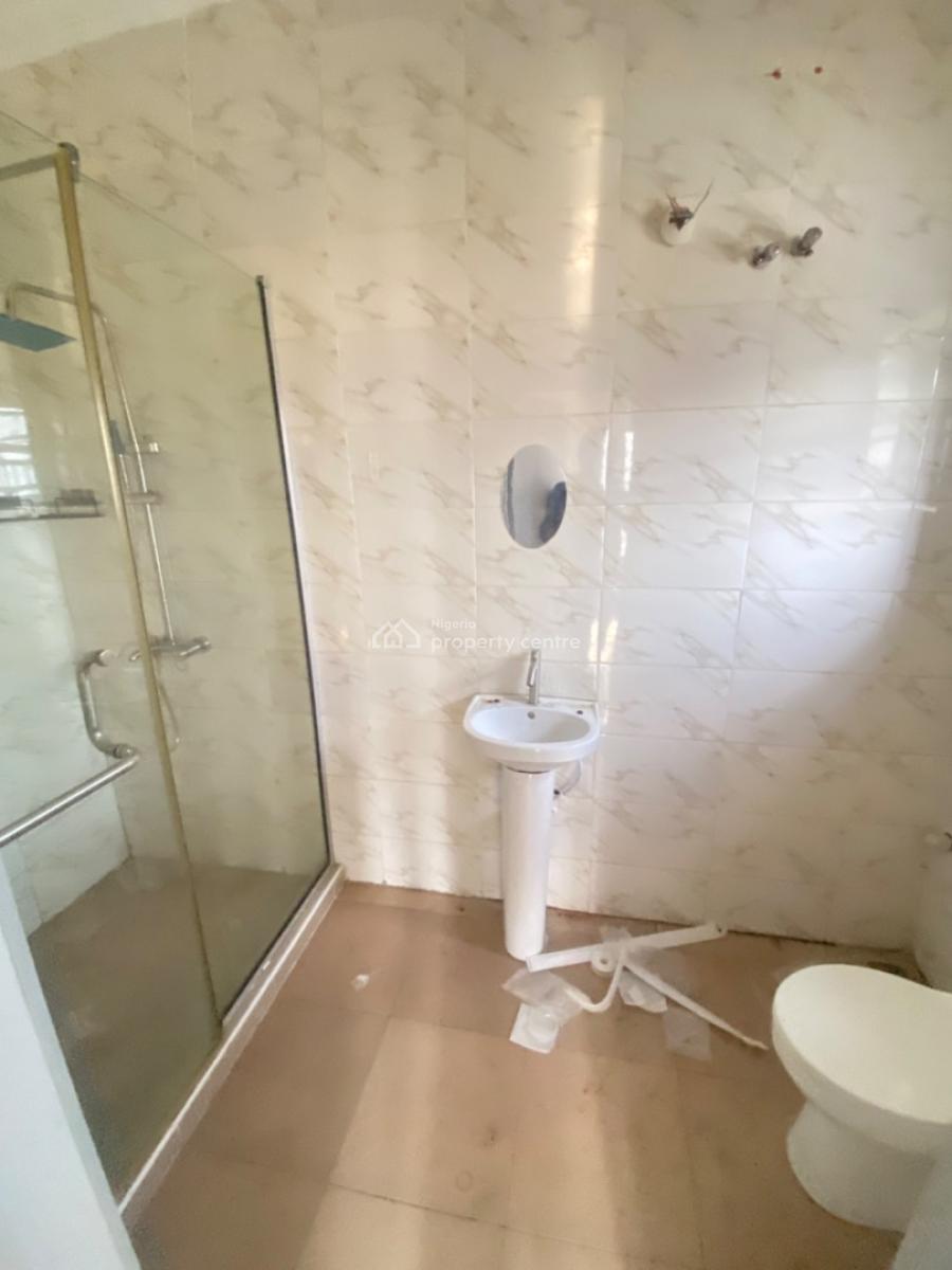 Spacious 3 Bedroom Serviced Apartment with Bq, Swimming Pool and Gym, Lekki Conservation Road, Lekki, Lagos, Flat / Apartment for Rent