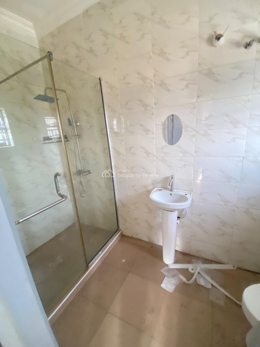 Spacious 3 Bedroom Serviced Apartment with Bq, Swimming Pool and Gym, Lekki Conservation Road, Lekki, Lagos, Flat / Apartment for Rent