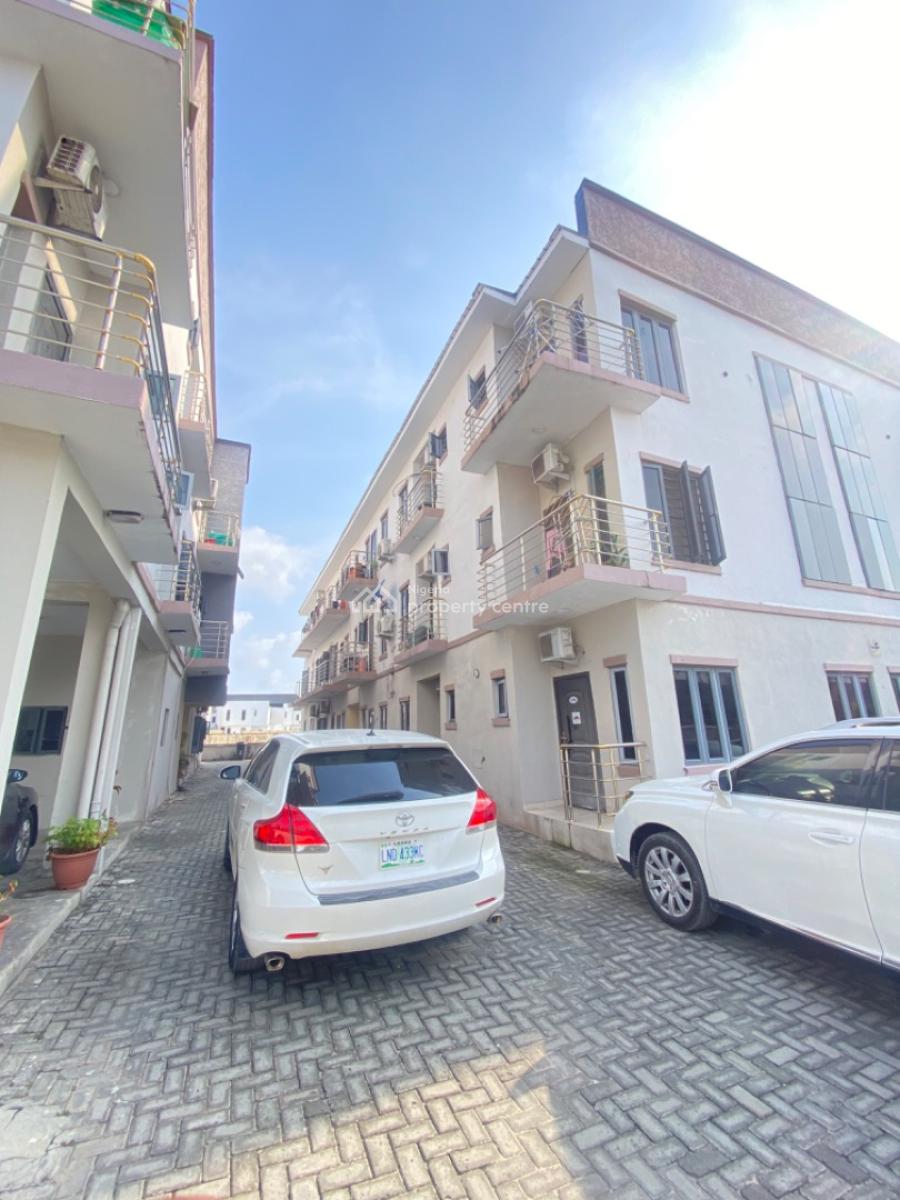 Spacious 3 Bedroom Serviced Apartment with Bq, Swimming Pool and Gym, Lekki Conservation Road, Lekki, Lagos, Flat / Apartment for Rent