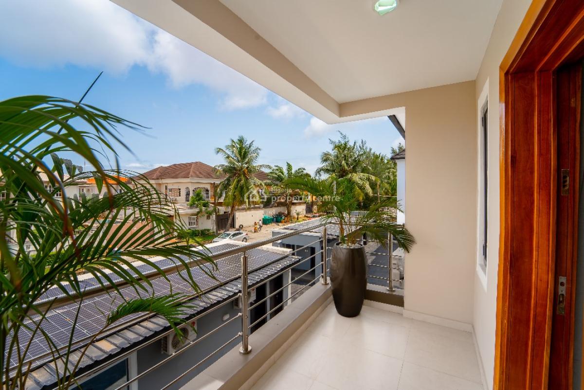 Nicely Furnished 5 Bedroom Apartment, Lekki Phase 1, Lekki, Lagos, Flat / Apartment Short Let