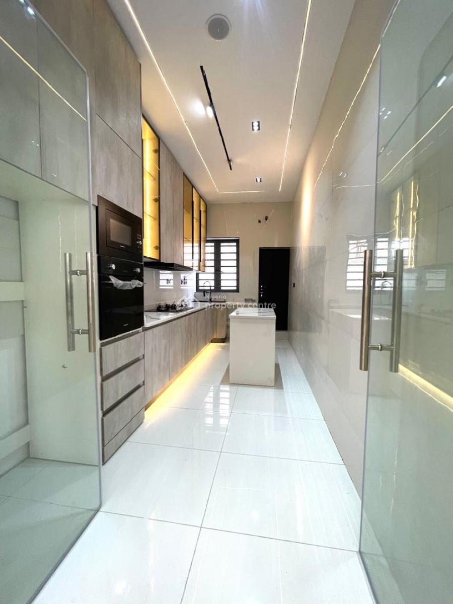 Exquisite 4 Bedroom Semi-detached Duplex with Bq, Ikota, Lekki, Lagos, Semi-detached Duplex for Sale