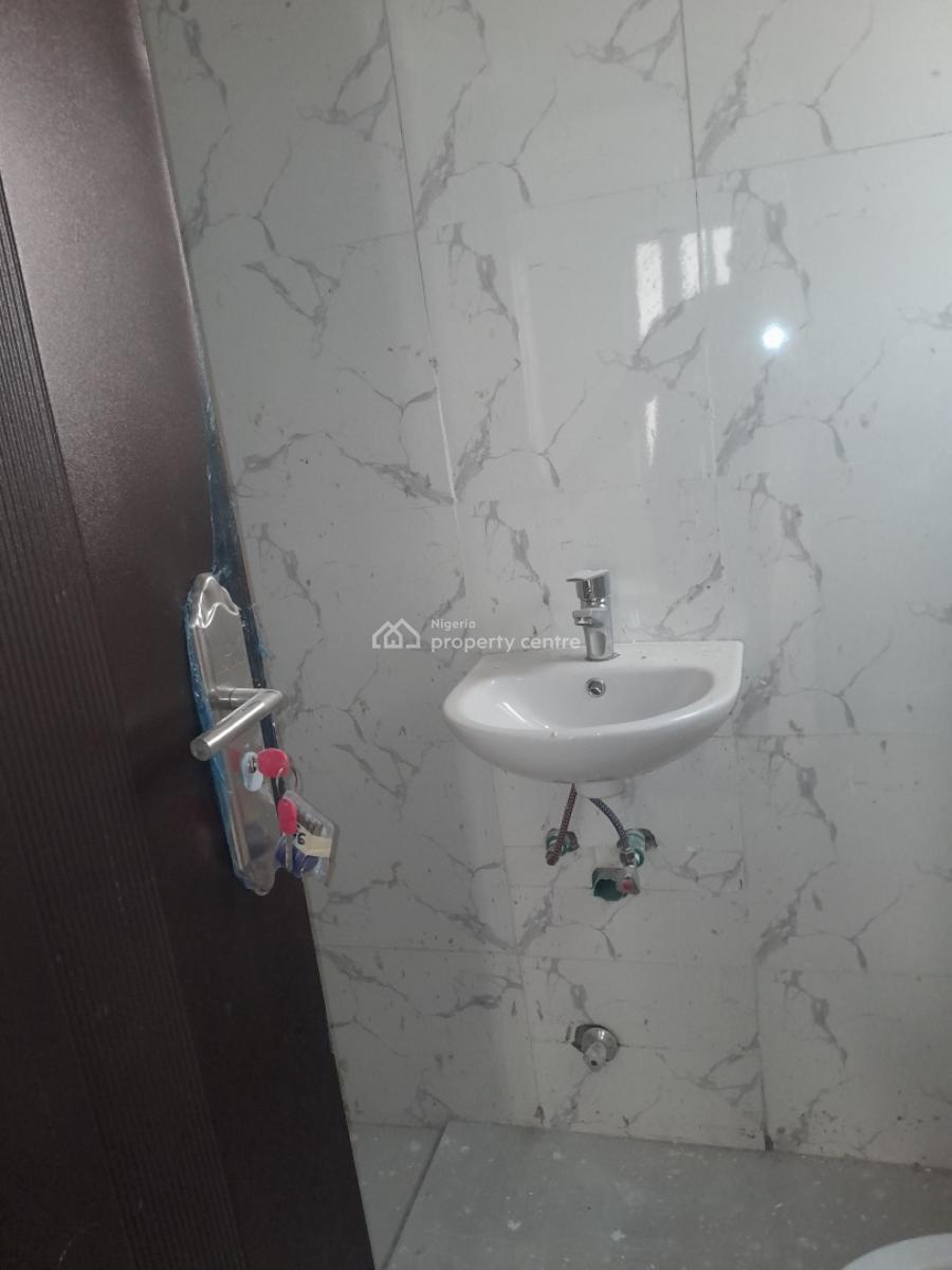 Luxury 2bedroom Flat, Gra, Abijo, Lekki, Lagos, Flat / Apartment for Rent